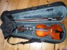 Violin one eighth size Primavera 200 with bow and case - thumbnail picture 2